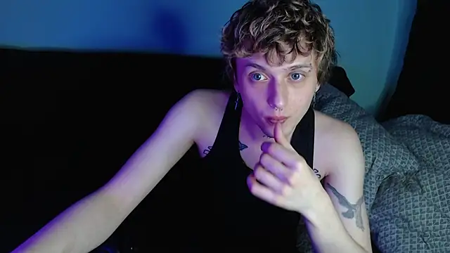 Snapshot of axxxturel chatting on 03-13-25, 10:54 axxxturel online show from 03-13-25, 10:54