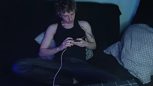 Snapshot of axxxturel chatting on 03-14-25, 05:05 axxxturel online show from 03-14-25, 05:05