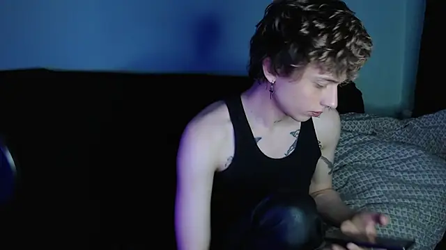 Snapshot of axxxturel chatting on 03-22-25, 05:20 axxxturel online show from 03-22-25, 05:20