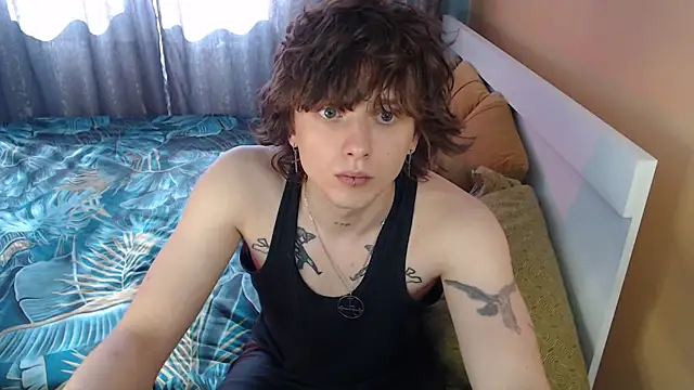 Snapshot of axxxturel chatting on 09-22-25, 10:39 axxxturel online show from 09-22-25, 10:39