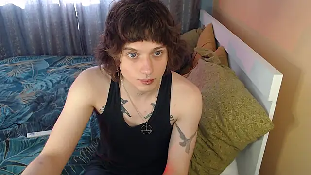 Snapshot of axxxturel chatting on 09-23-25, 01:25 axxxturel online show from 09-23-25, 01:25