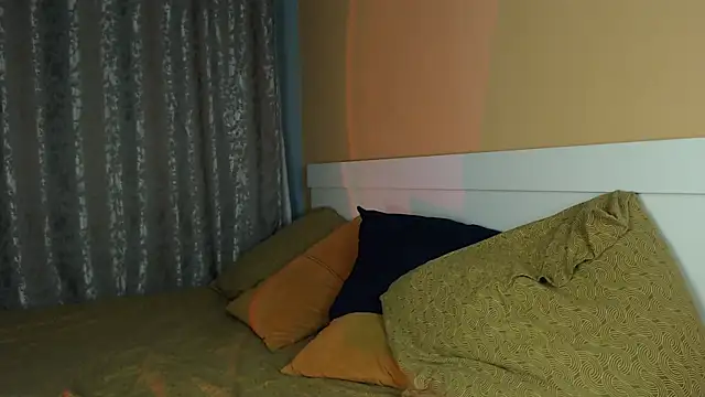 Snapshot of axxxturel chatting on 10-22-25, 08:30 axxxturel online show from 10-22-25, 08:30