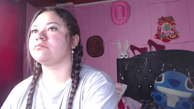 NikkiRous  online show from 02-04-25, 02:10