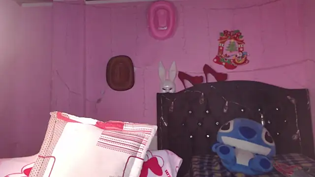 NikkiRous  online show from 02-07-25, 12:28