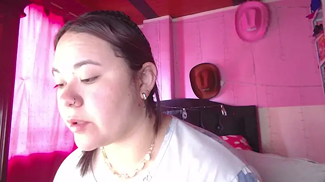 NikkiRous  online show from 02-12-26, 02:01