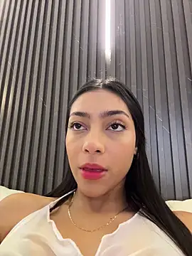 Ema azel online show from 12-17-25, 01:28