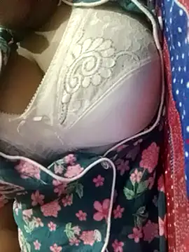 Im Cute online show from 02-22-25, 11:03