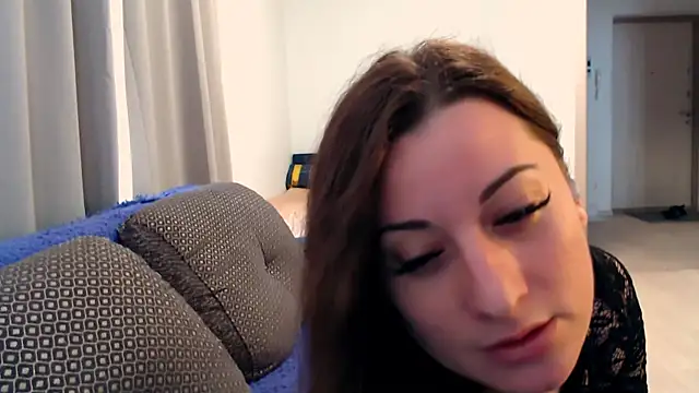 Snapshot of Helen_Adams_ chatting on 06-11-26, 05:16 Helen Adams online show from 06-11-26, 05:16