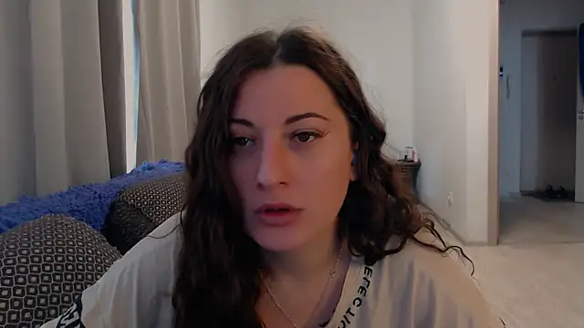 Snapshot of Helen_Adams_ chatting on 07-08-26, 06:18 Helen Adams online show from 07-08-26, 06:18
