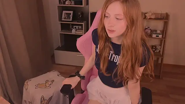 Snapshot of rara_ruru chatting on 01-20-25, 06:10 rara ruru online show from 01-20-25, 06:10