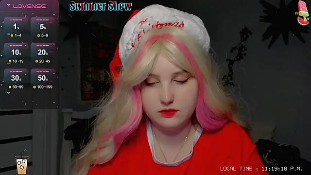 Snapshot of Crystal_Chris chatting on 12-30-24, 09:19 Crystal Chris online show from 12-30-24, 09:19