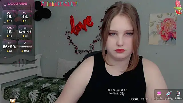 Snapshot of Crystal_Chris chatting on 02-28-25, 10:30 Crystal Chris online show from 02-28-25, 10:30