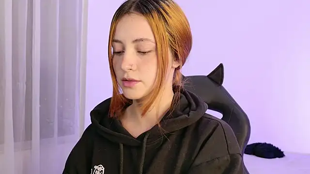 annie mora online show from 04-08-26, 02:00