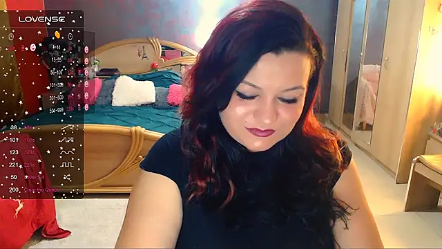 Snapshot of Ariellefoxy chatting on 02-01-25, 09:40 Ariellefoxy online show from 02-01-25, 09:40