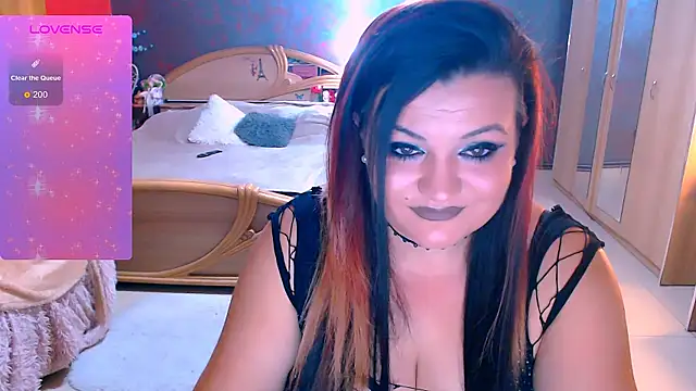 Snapshot of Ariellefoxy chatting on 10-20-25, 06:19 Ariellefoxy online show from 10-20-25, 06:19