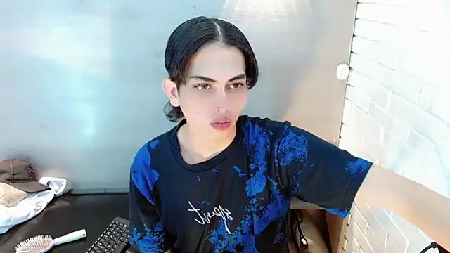 Snapshot of Daniela_Pink_ chatting on 09-12-25, 08:31 Daniela Pink online show from 09-12-25, 08:31