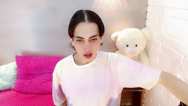 Snapshot of Daniela_Pink_ chatting on 09-29-25, 08:13 Daniela Pink online show from 09-29-25, 08:13