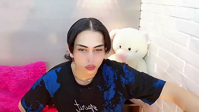 Snapshot of Daniela_Pink_ chatting on 11-12-25, 07:35 Daniela Pink online show from 11-12-25, 07:35