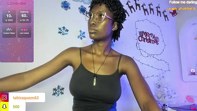 Snapshot of Tahira_21_ chatting on 01-08-25, 07:34 Tahira 21 online show from 01-08-25, 07:34