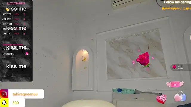 Snapshot of Tahira_21_ chatting on 02-22-25, 07:14 Tahira 21 online show from 02-22-25, 07:14
