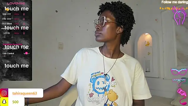 Snapshot of Tahira_21_ chatting on 03-12-25, 08:10 Tahira 21 online show from 03-12-25, 08:10