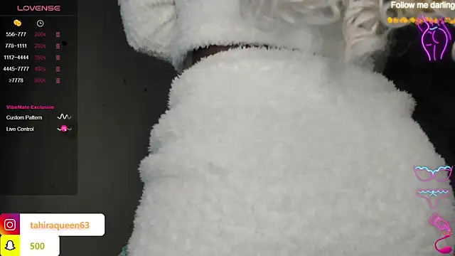 Snapshot of Tahira_21_ chatting on 03-17-25, 07:37 Tahira 21 online show from 03-17-25, 07:37