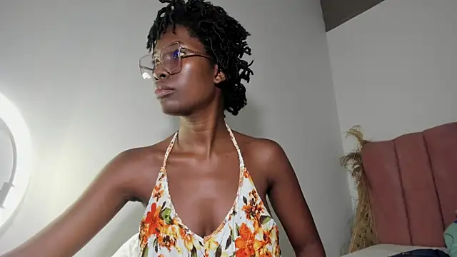 Snapshot of Tahira_21_ chatting on 12-01-25, 07:08 Tahira 21 online show from 12-01-25, 07:08