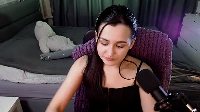 KiraYammy online show from 12-27-24, 10:16