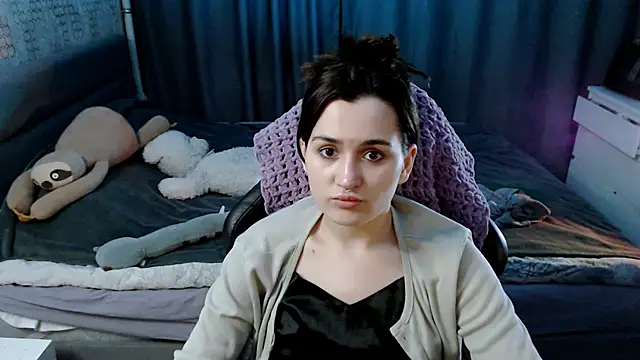 KiraYammy online show from 02-02-25, 01:45