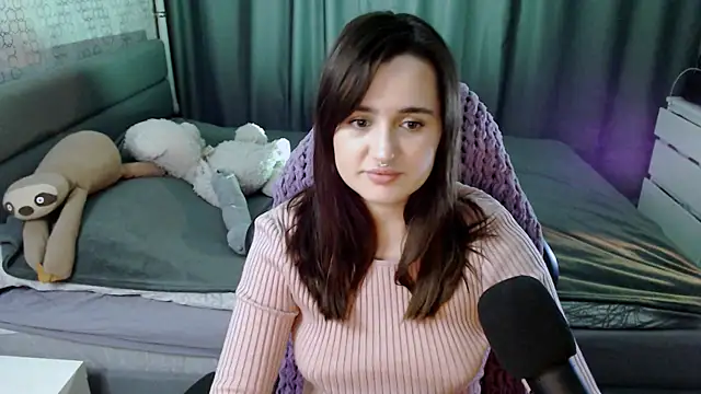 KiraYammy online show from 02-17-25, 10:47