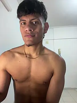 bbchocolate27 online show from 05-19-26, 01:56