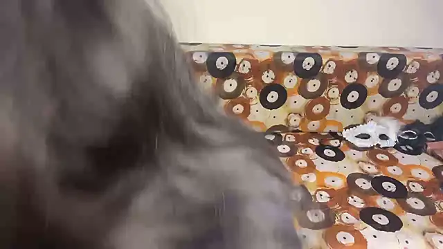 Snapshot of shuhana_ chatting on 05-08-26, 04:51 shuhana online show from 05-08-26, 04:51
