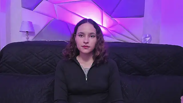 Snapshot of AnnyThompson_ chatting on 12-10-24, 08:49 AnnyThompson online show from 12-10-24, 08:49