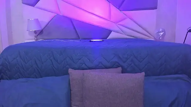 Snapshot of AnnyThompson_ chatting on 01-02-25, 08:57 AnnyThompson online show from 01-02-25, 08:57