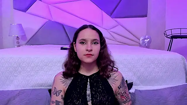 Snapshot of AnnyThompson_ chatting on 01-24-25, 11:23 AnnyThompson online show from 01-24-25, 11:23