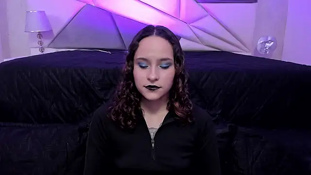 Snapshot of AnnyThompson_ chatting on 02-02-25, 08:51 AnnyThompson online show from 02-02-25, 08:51