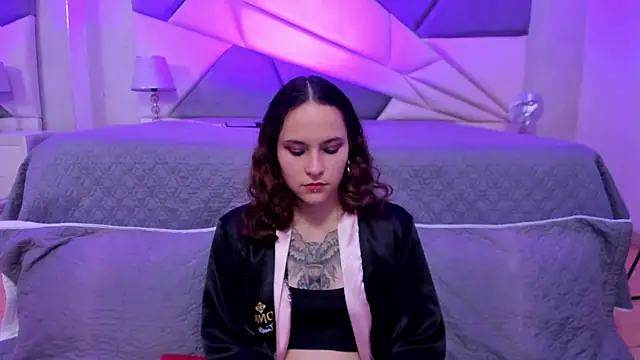 Snapshot of AnnyThompson_ chatting on 02-05-25, 09:29 AnnyThompson online show from 02-05-25, 09:29