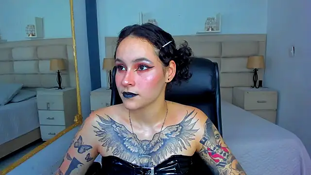 Snapshot of AnnyThompson_ chatting on 09-24-25, 08:45 AnnyThompson online show from 09-24-25, 08:45