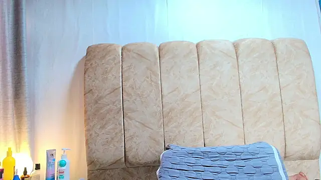 Zoe Curvy online show from 01-14-26, 12:33