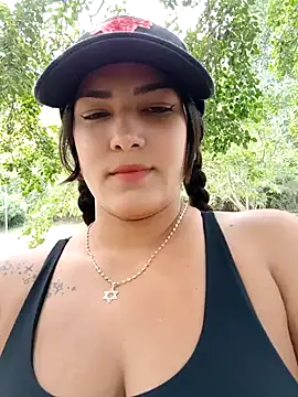 camiysebas21 online show from 10-14-25, 06:09