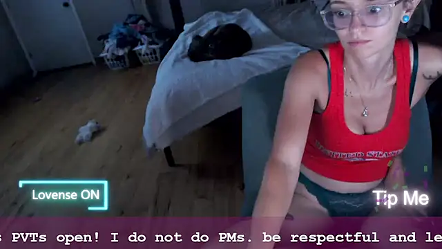 Plantbabeee online show from 07-29-26, 04:21