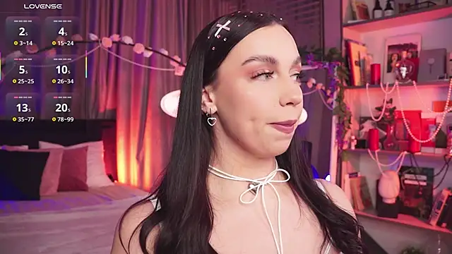 LunaNight online show from 02-11-25, 11:22