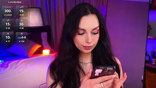 LunaNight online show from 03-20-26, 08:25