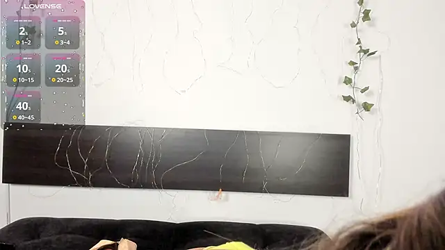 eleecttraa 12 online show from 12-03-24, 10:29