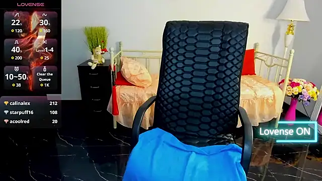 Snapshot of Julia_Dean chatting on 01-09-25, 06:57 Julia Dean online show from 01-09-25, 06:57