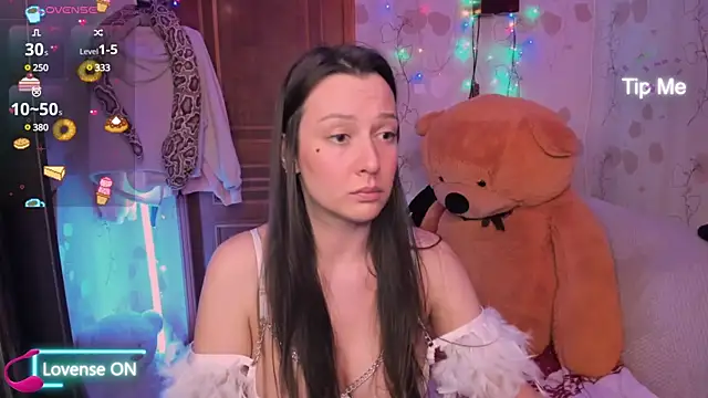 Snapshot of Lilly_Black88888 chatting on 03-10-25, 06:56 Lilly Black88888 online show from 03-10-25, 06:56