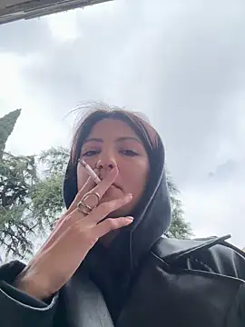 BabeRainbow online show from 02-18-25, 09:32