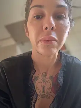 Snapshot of Nikatsu chatting on 09-20-25, 03:02 Nikatsu online show from 09-20-25, 03:02