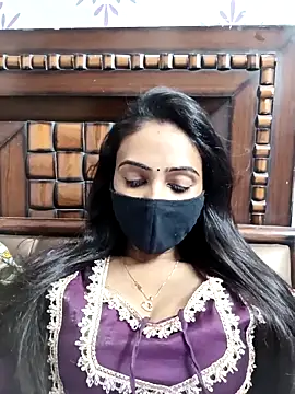 Yours-Bebo online show from 04-10-26, 07:40