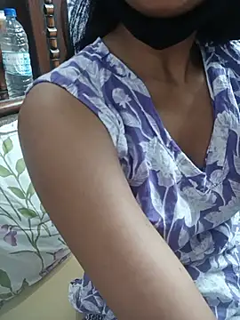 Snapshot of Yours-Bebo chatting on 07-16-26, 06:30 Yours-Bebo online show from 07-16-26, 06:30